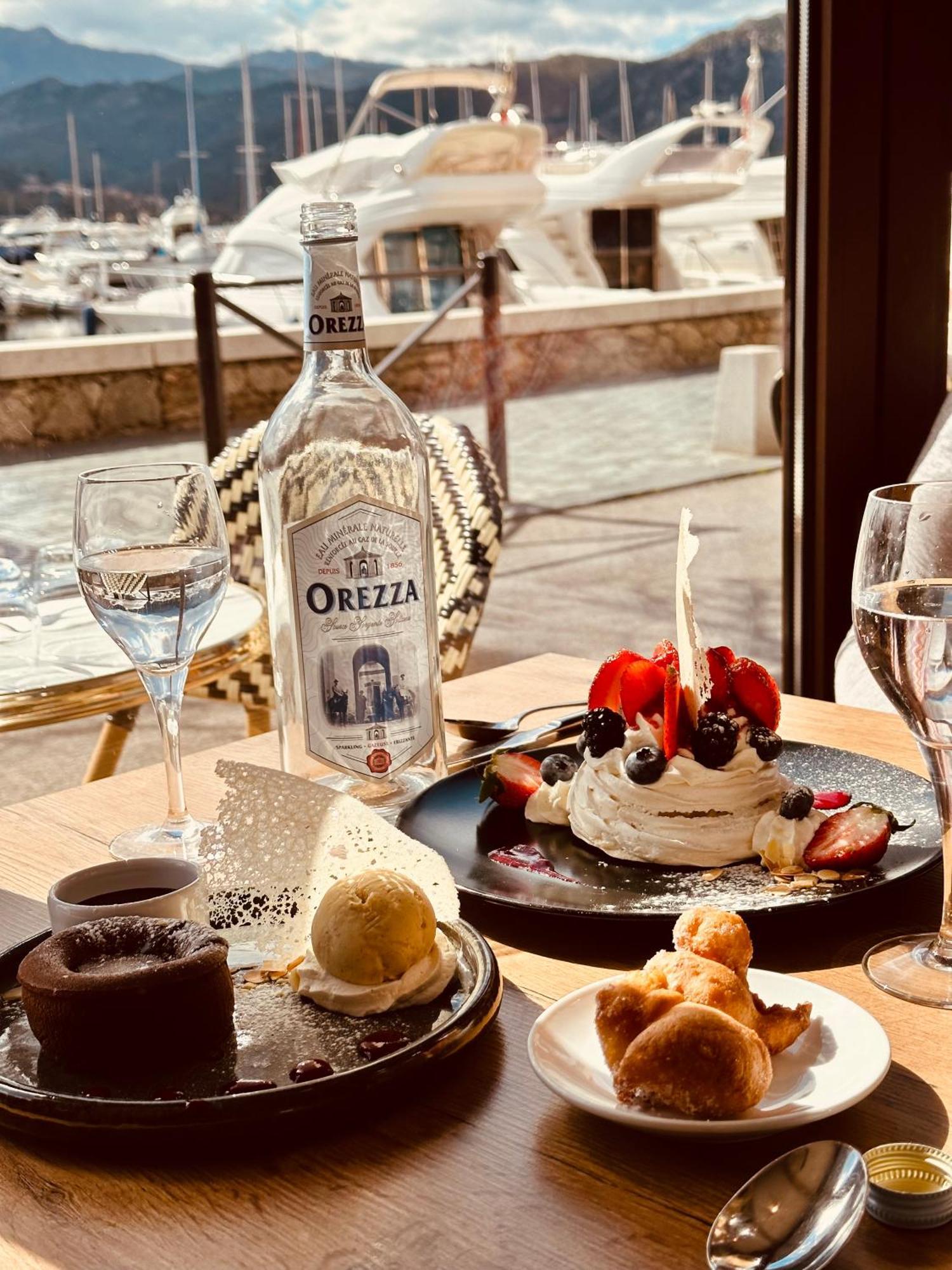 Hotel Restaurant L'Europe サン・フロラン エクステリア 写真