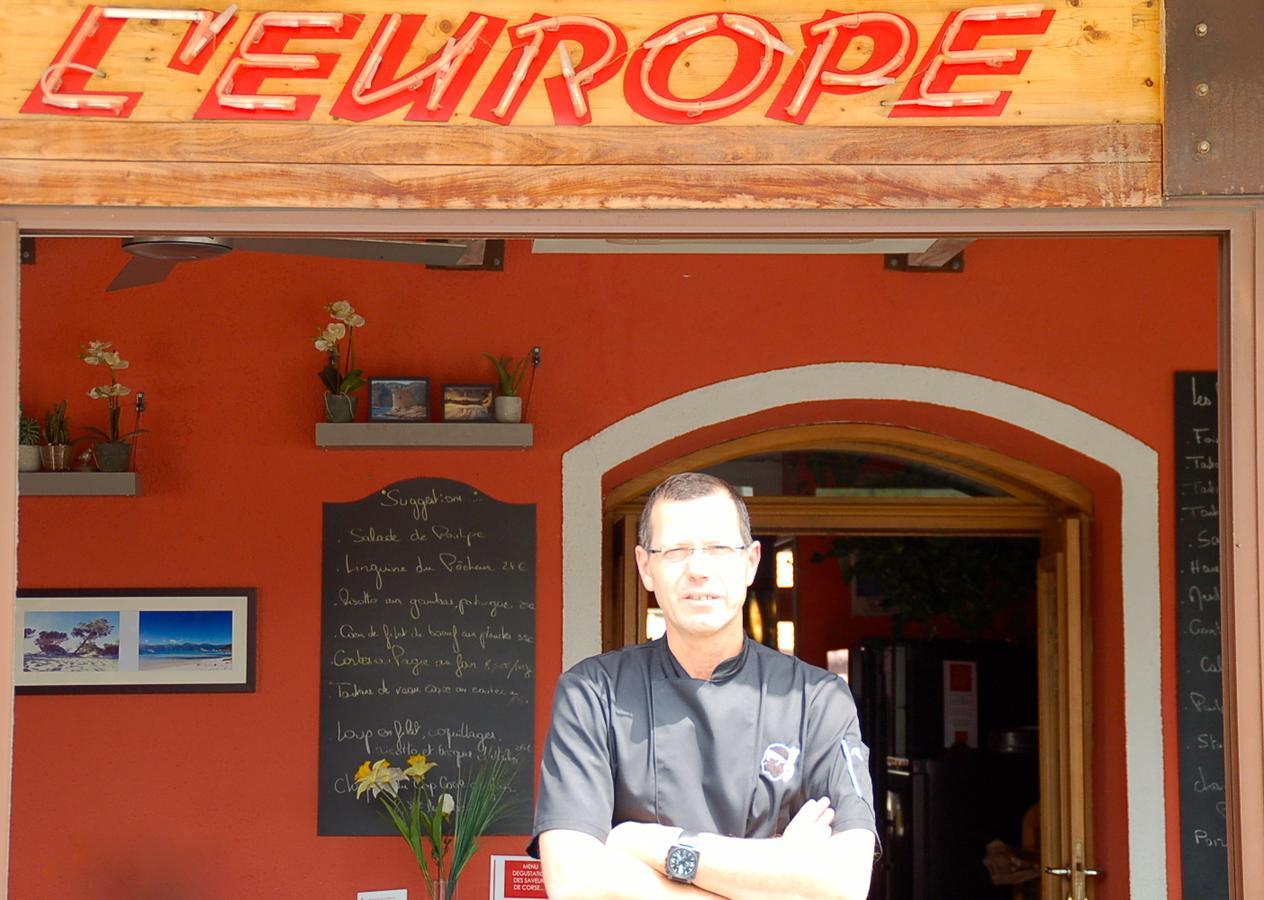 Hotel Restaurant L'Europe サン・フロラン エクステリア 写真